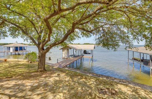 Cedar Creek Reservoir House | The Bluewater Bungalow - Luxe Cedar Creek Lake Gem