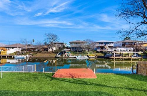 Flour Bluff House | The Bluff Breeze