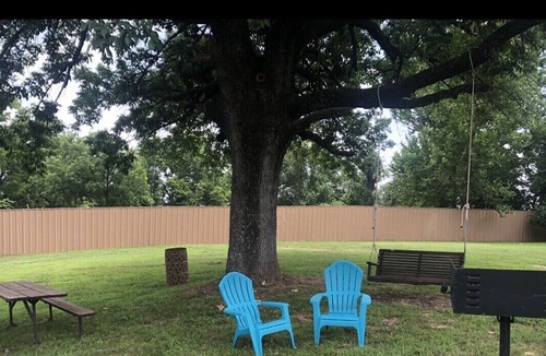 Bryan County RV Rental | The Bluff RV Park slip rental with Red River access.