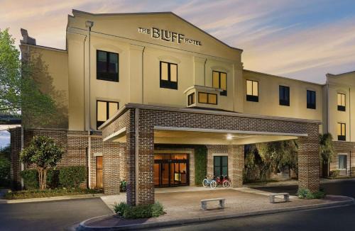 Yamacraw Village Hotel | The Bluff Savannah Historic District, Tapestry by Hilton