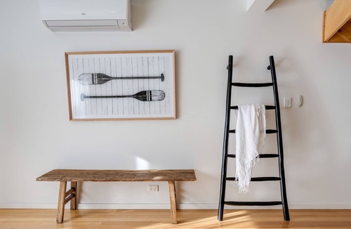 Merewether House | The Boathouse at Merewether - Walk to Beach