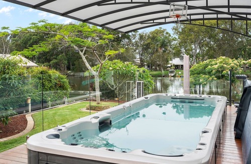 Chittaway Point House | The Boathouse – Pool & Private Slip