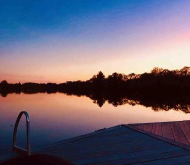 Fairford Ski Chalet | The Boathouse Lodge