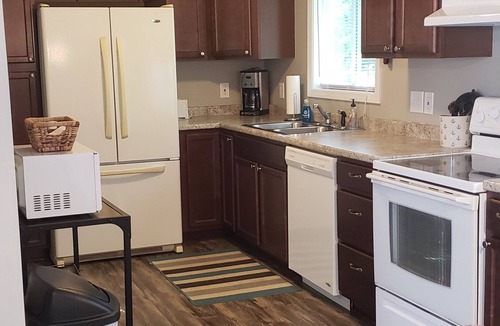 North Lakeport Cottage | The Boathouse Cottage