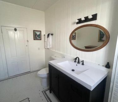 Bridgeport Hotel | The Bodie Hotel