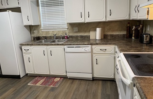 Gracewood Condo | The Bogie Condo