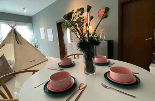 Kuala Lumpur City Centre Apartment | The Bohemian+Camping Hideout