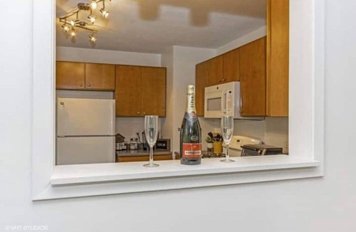 University Heights House | The Bohemian-Vibrant home blocks from Kinnick/UIHC