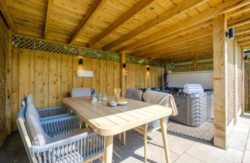 Silverdale House | The Bolt Hole