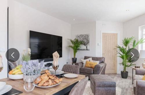 Westbrook House | The Bolthole