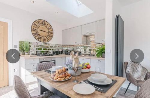 Westbrook House | The Bolthole