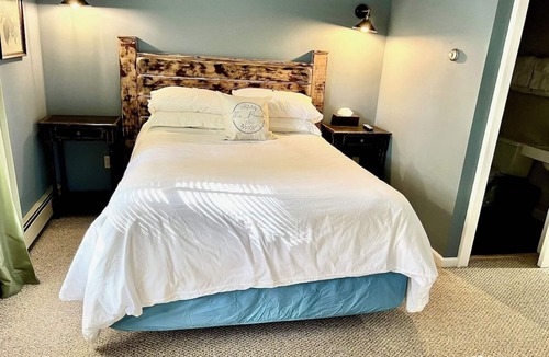 Warrensburg Hotel | The Bond Inn Room #2