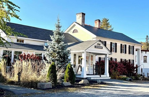 Warrensburg Hotel | The Bond Inn Room #4