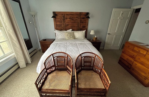 Warrensburg Hotel | The Bond Inn Room #7