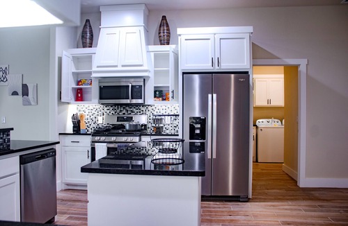 Norman House | The Boomer Nest in Norman. nSpacious 4-bedrooom home. Safe & Quiet surroundings