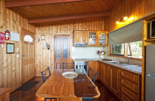 Johanna Cottage | The Boomerangs