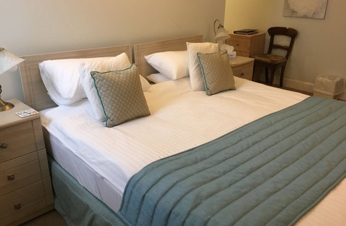 Kirk Yetholm Hotel | The Border Hotel