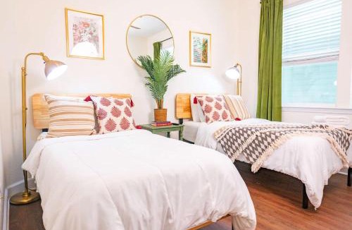 Pleasant Street House | The Botanical Suite Newly Built Upscale Central