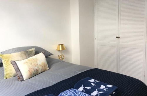 Edinburgh Apartment | The Bothwell Bonnie Thistle