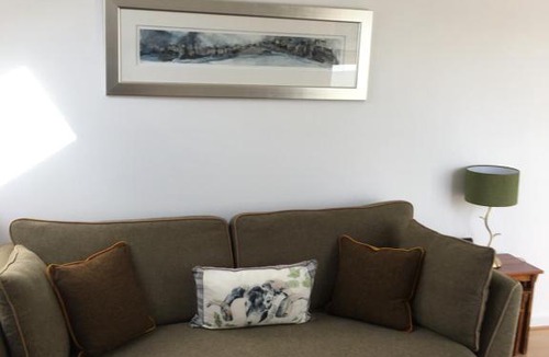 Edinburgh Apartment | The Bothwell Bonnie Thistle