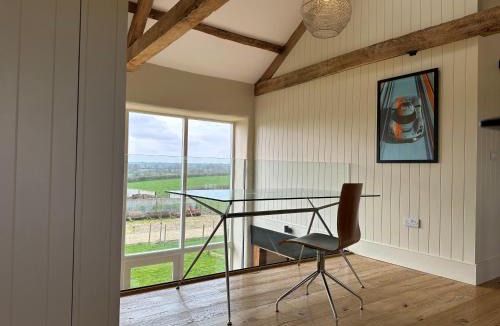 Weedon Lois Villa | The Bothy