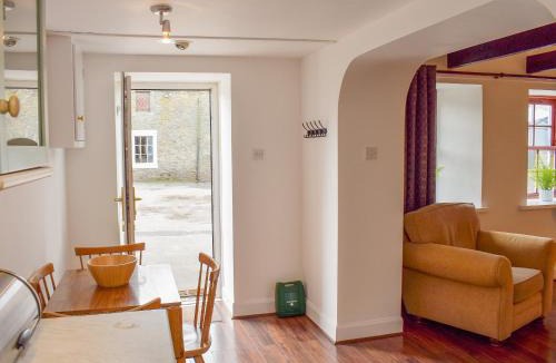 Walkerburn House | The Bothy