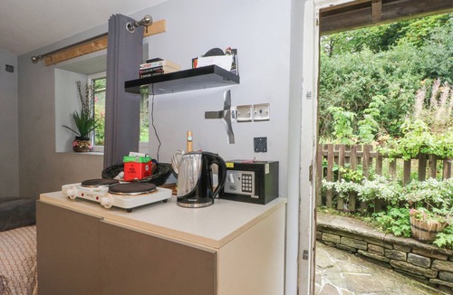 Rivington Cottage | THE BOTHY, pet friendly, with open fire in Horwich