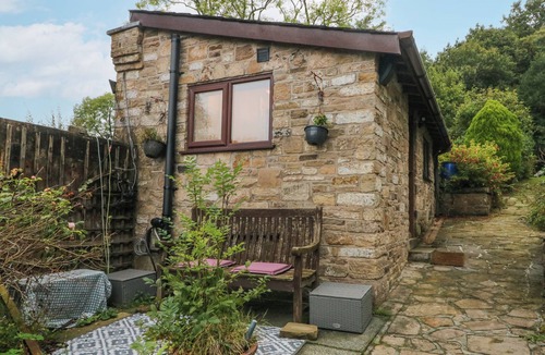 Rivington Cottage | THE BOTHY, pet friendly, with open fire in Horwich