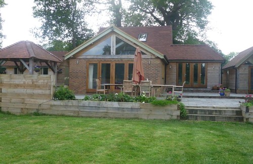 Haslemere Apartment | The Bothy - Studio Oak Frame Barn in Rural AONB