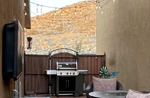 El Paso House | The Boulder Retreat