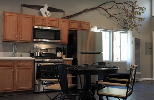Idyllwild Cabin | The Boulder's Point at 11 Chimneys