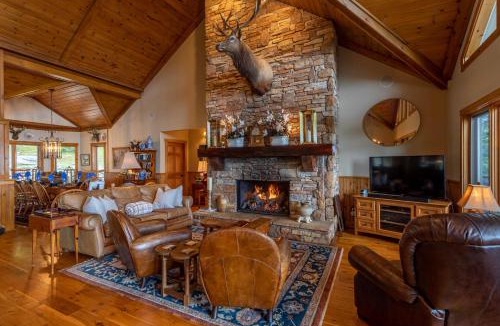 Boone House | The Boulders