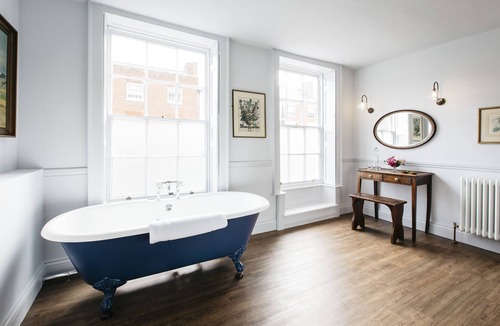 Shipston on Stour Hotel | The Bower House Restaurant & Rooms