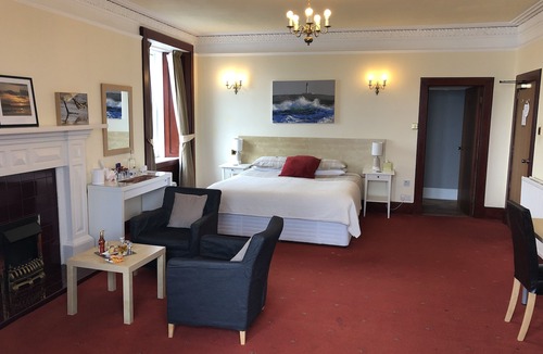 Bowmore Bed & Breakfast | The Bowmore House Bed & Breakfast