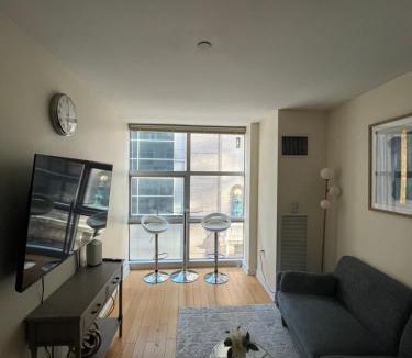 Theatre District Apartment | The Boylston 40