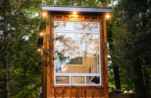 Middlesex Centre Cabin | The Bracken Cabin at Fernwood Hills