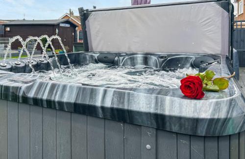 Leicester House | The Bradgate Escape