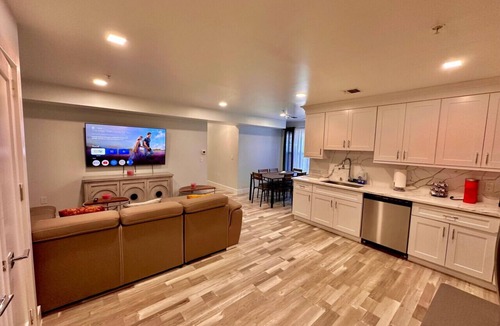 Paterson Apartment | The Brand New Suite: 2BR with Parking