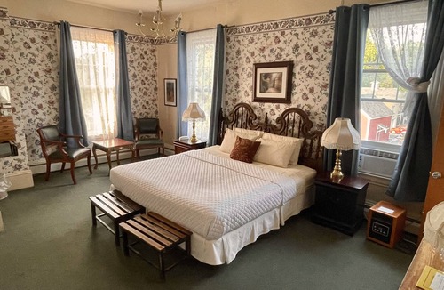 Brandon Hotel | The Brandon Inn - King Room