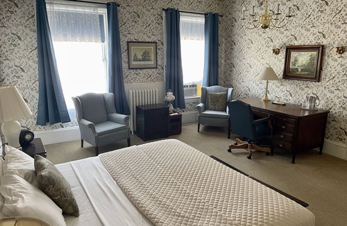 Brandon Hotel | The Brandon Inn - King Room