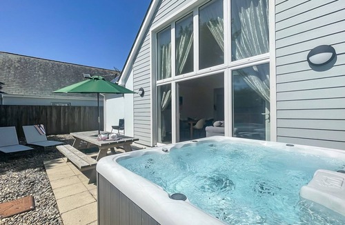 Mortehoe House | The Breakers - 3 bed| Pet Friendly* | Hot Tub*