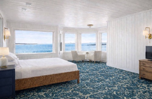 Higgins Beach Hotel | The Breakers Inn