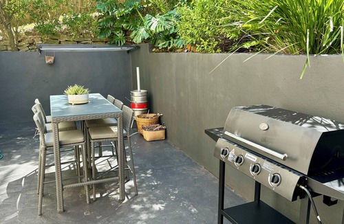 Caves Beach House | The Breakwater