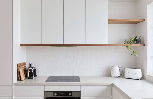 Merewether Apartment | The Breeze - holiday apartment in Merewether, Newcastle