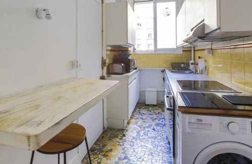 Quartier de l'Ecole-Militaire Apartment | The Breteuil Calm & Bright Invalides