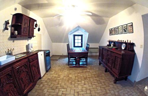 Comblessac House | The Breton Apartment at Chateau Le Mur