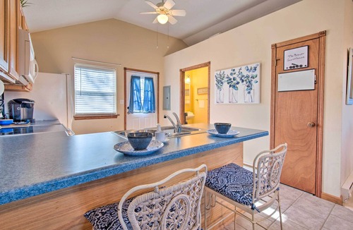 Perryville House | 'The Brewer Guesthouse' Tiny Home w/Patio & Yard!