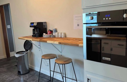 Sidney House | The Brewery House-Best Location!