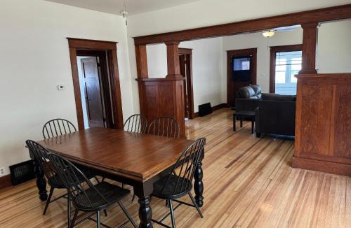 Sidney House | The Brewery House-Best Location!
