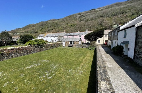 Boscastle House | The Brewhouse Boscastle Harbour